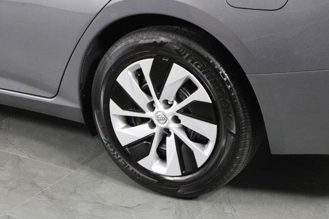 Certified 2025 Nissan Altima 2.5 S FWD image 15