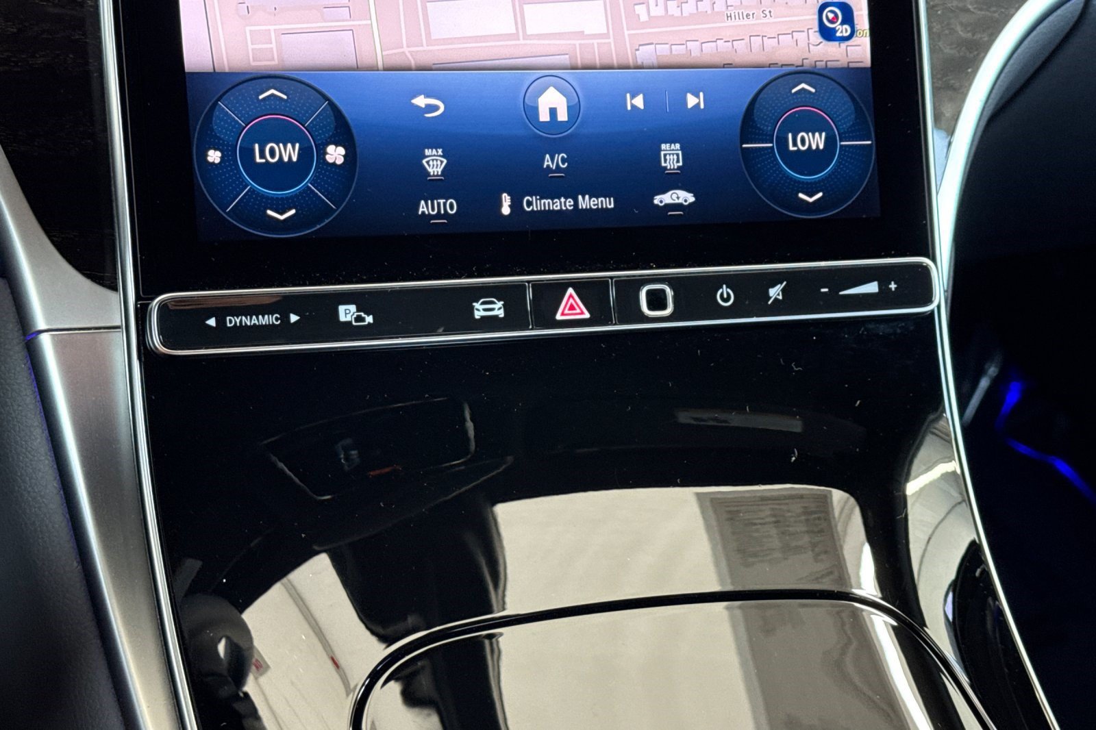 Certified 2025 Mercedes-Benz GLC 300 4MATIC image 18