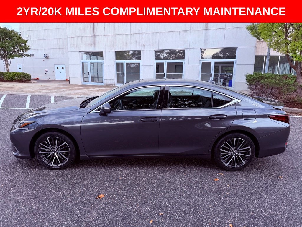 Certified 2024 Lexus ES 300h w/ Premium Package FWD image 4