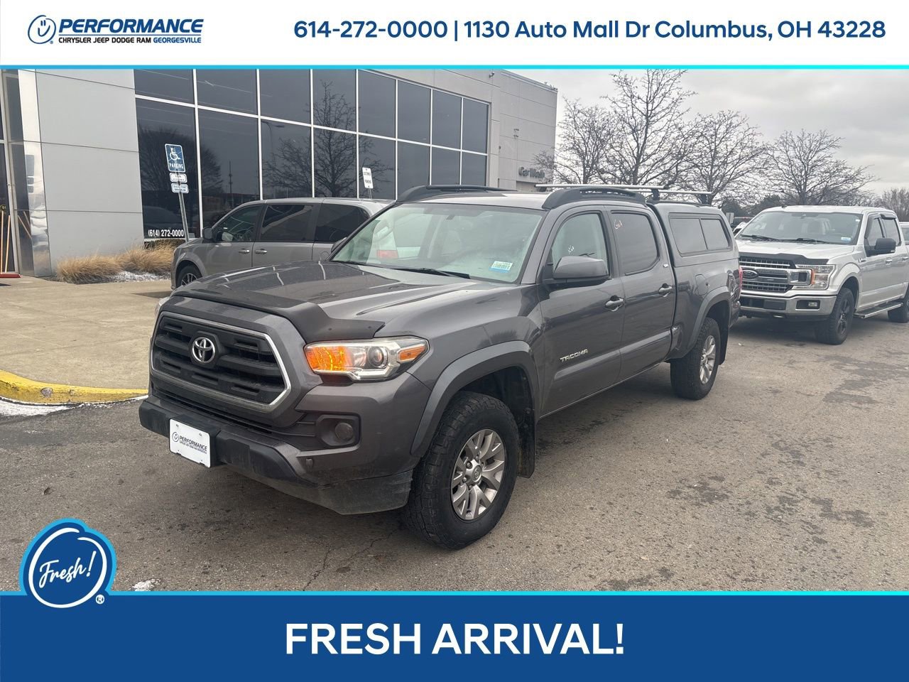 Used 2017 Toyota Tacoma TRD Off-Road image 8