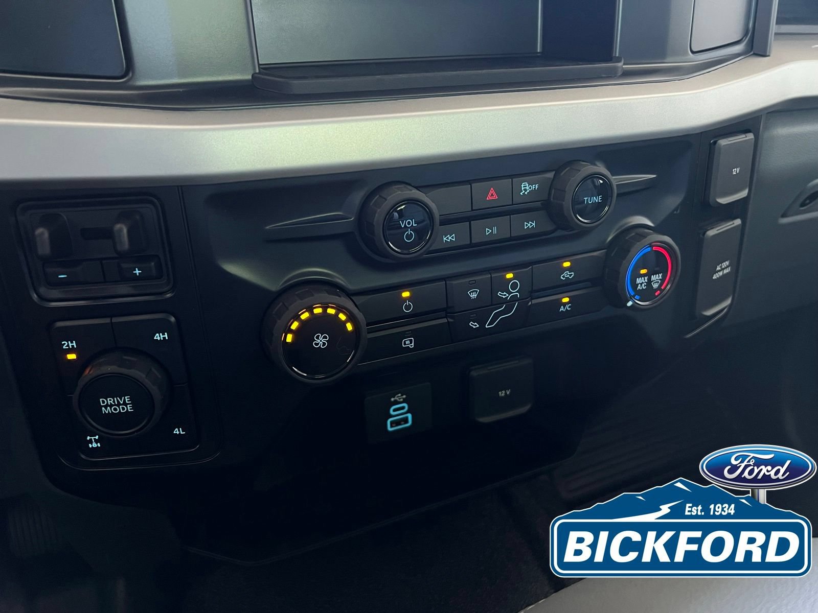 New 2026 Ford F350 XL w/ XL Chrome Package AWD/4WD image 16
