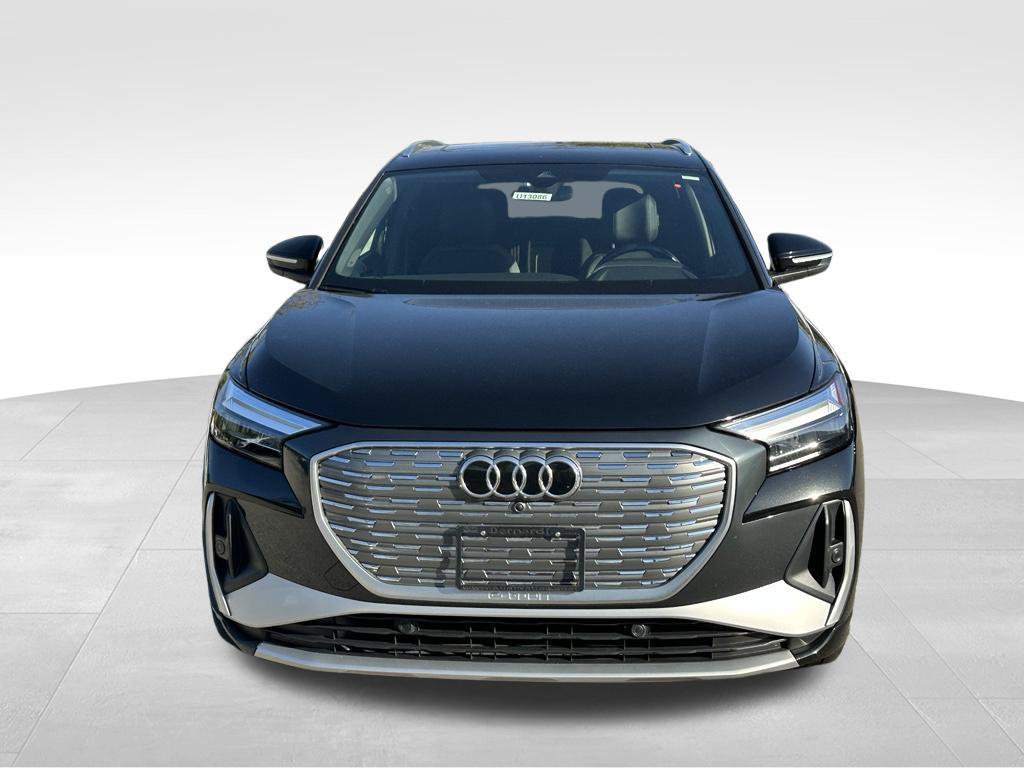Used 2023 Audi Q4 e-tron Premium Plus w/ Premium Plus AWD/4WD image 4