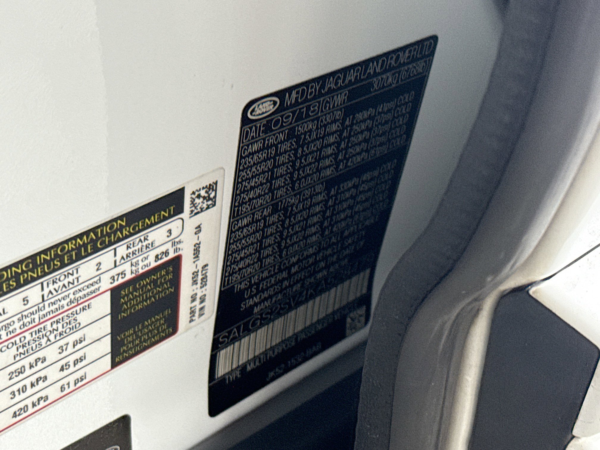 Used 2019 Land Rover Range Rover HSE image 40