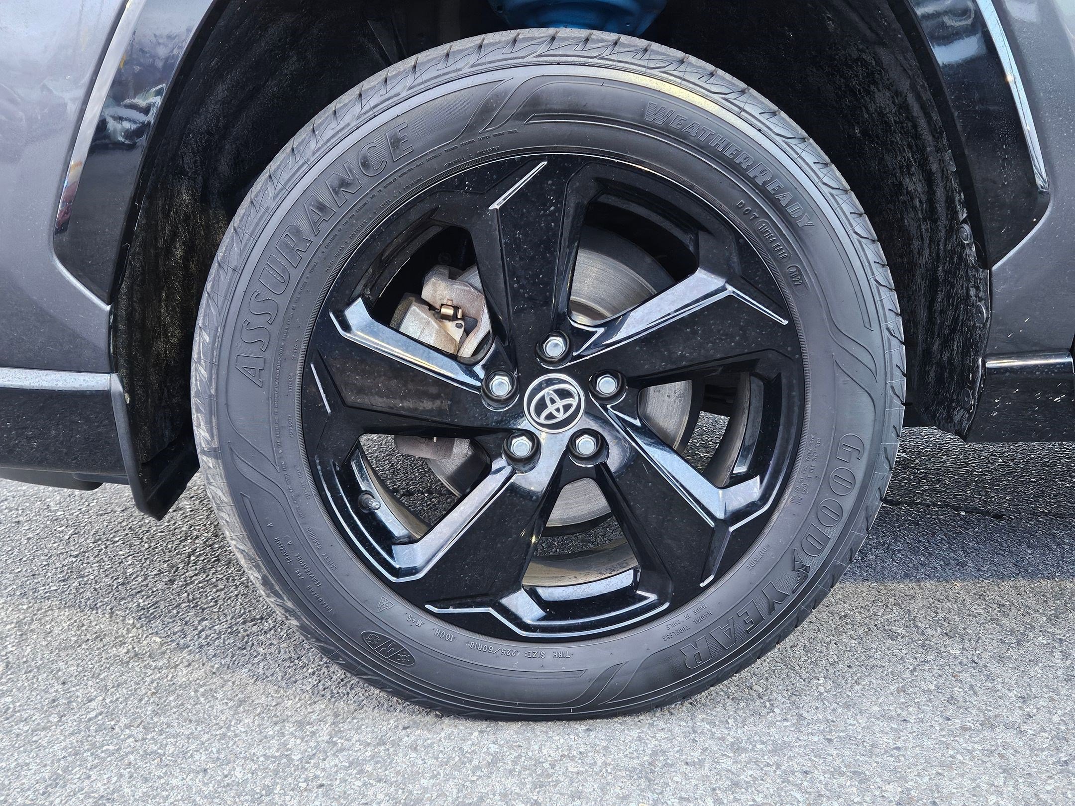 Used 2021 Toyota RAV4 XSE w/ XSE Grade Weather Package image 13