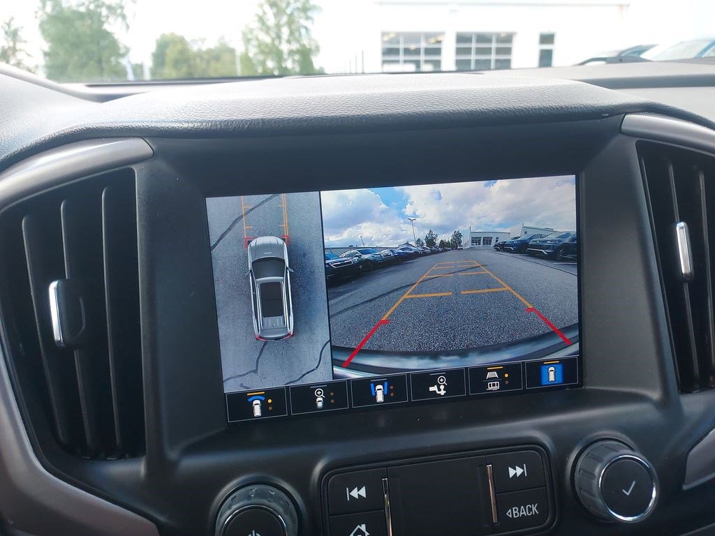 Used 2022 GMC Terrain AT4 w/ Infotainment Package II AWD/4WD image 14