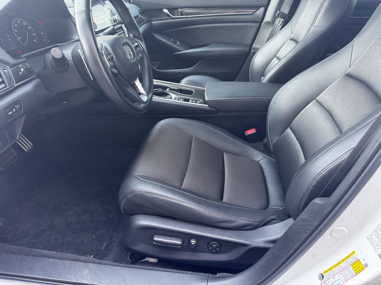 Used 2022 Honda Accord Sport image 15