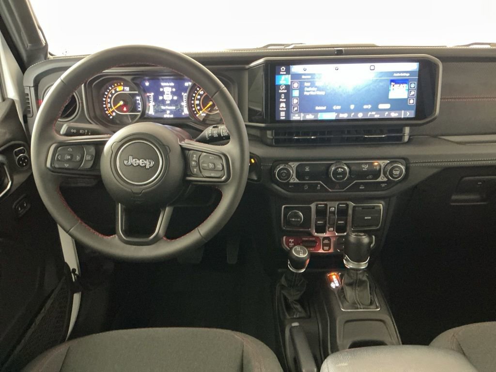 Used 2024 Jeep Wrangler Unlimited Rubicon image 9