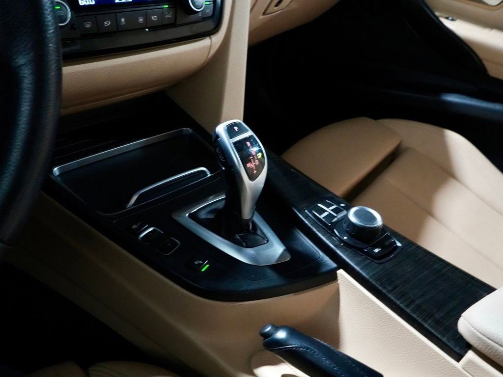 Used 2017 BMW 330i Sedan image 20