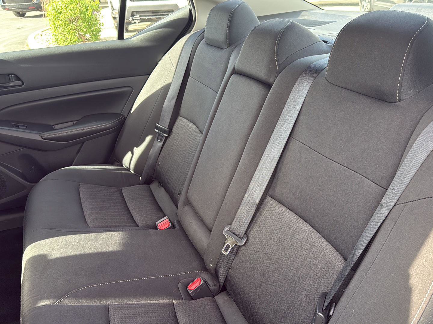 Used 2025 Nissan Altima 2.5 SV image 19