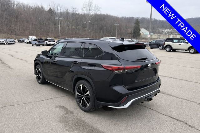 Used 2022 Toyota Highlander XSE image 7