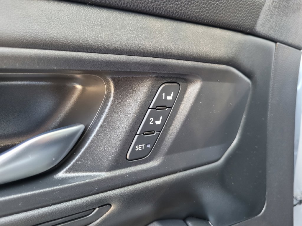 Used 2025 Honda Accord Sport image 32