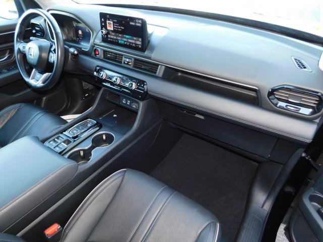 Used 2023 Honda Pilot Elite image 19