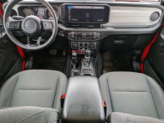 Certified 2025 Jeep Wrangler Willys image 26