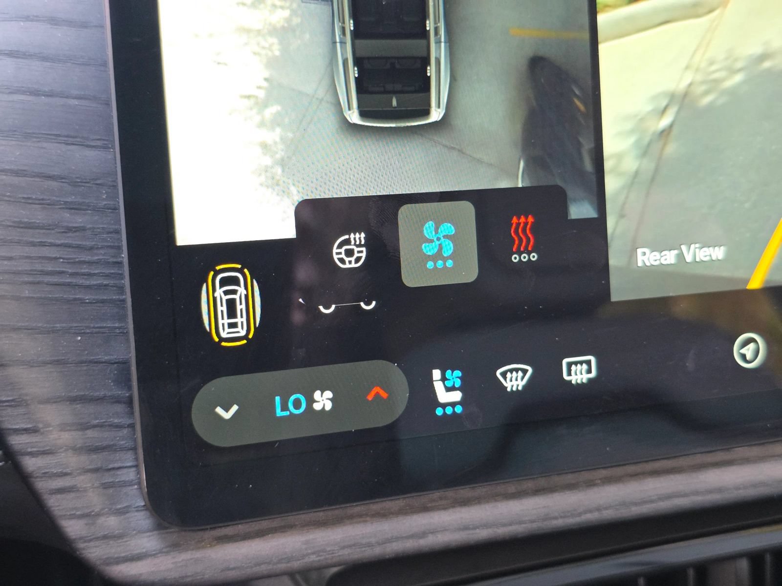 Used 2023 Rivian R1S Adventure Quad AWD/4WD image 21