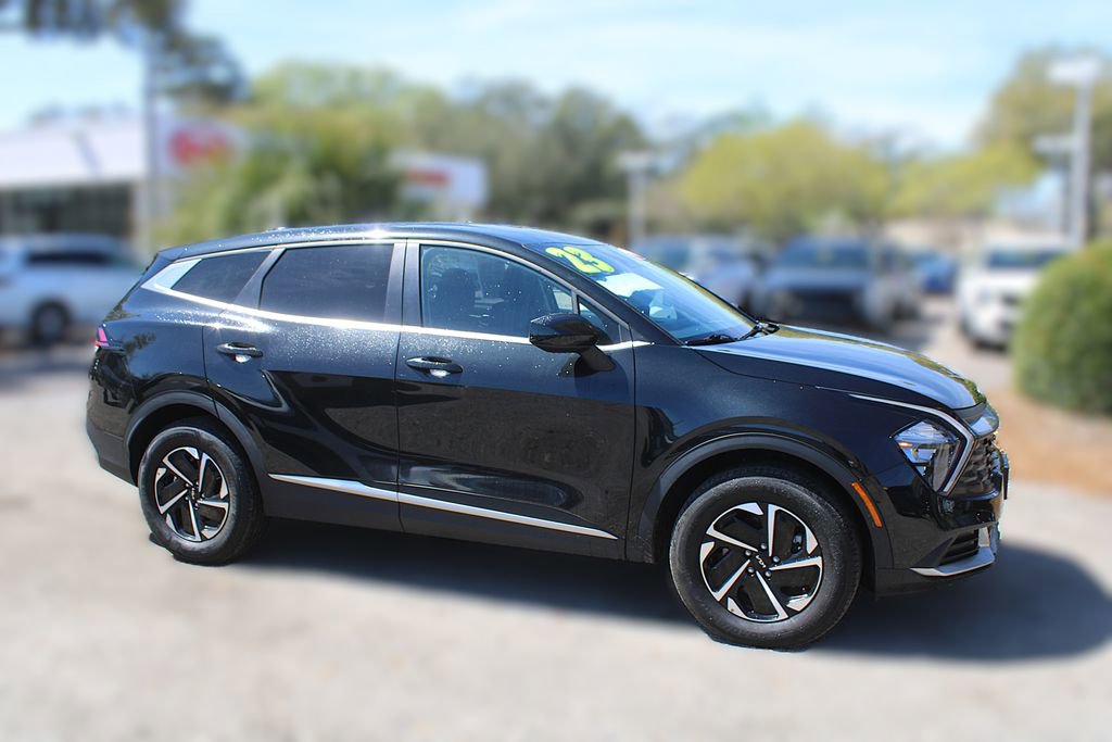 Certified 2023 Kia Sportage LX image 5