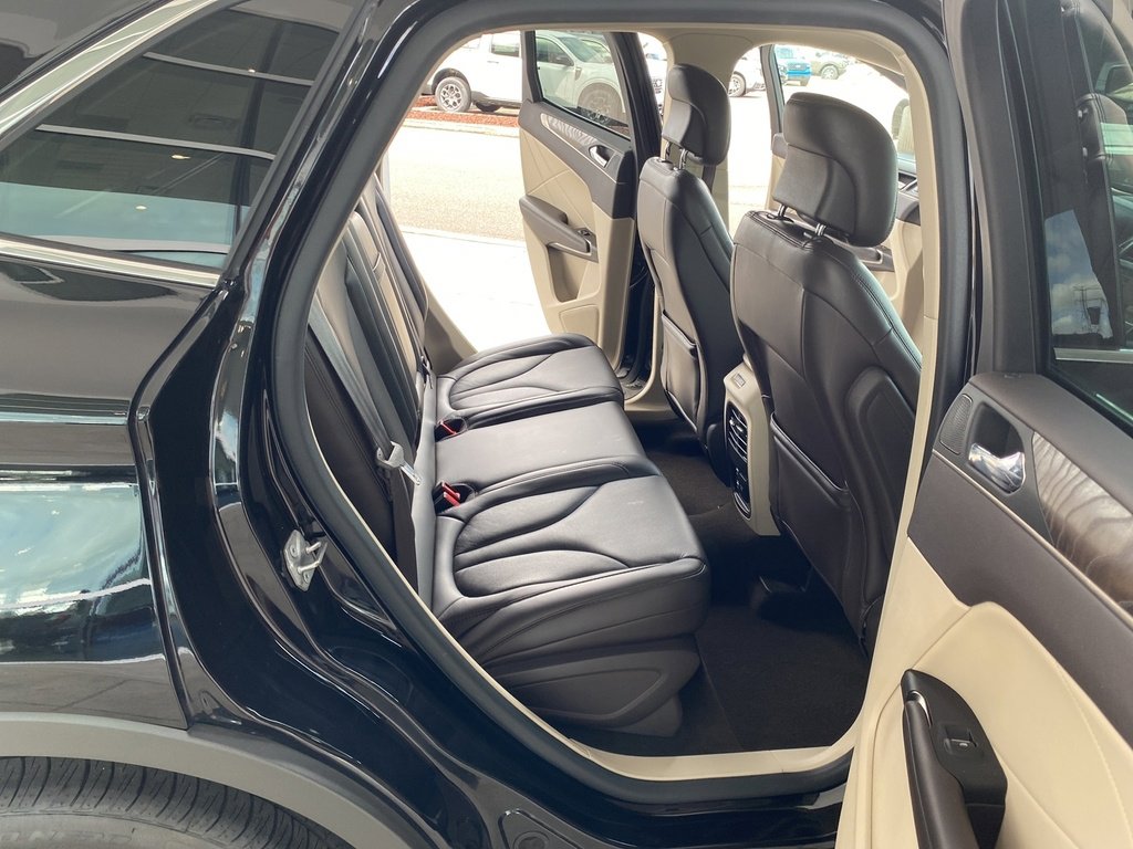 Used 2019 Lincoln MKC Reserve w/ MKC Climate Package image 14