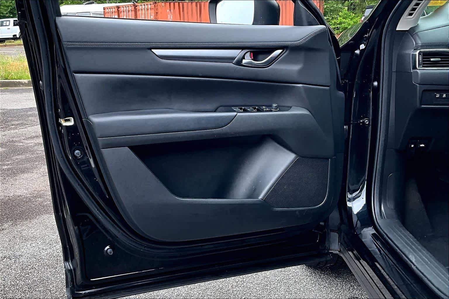 Used 2019 MAZDA CX-5 Touring FWD image 21