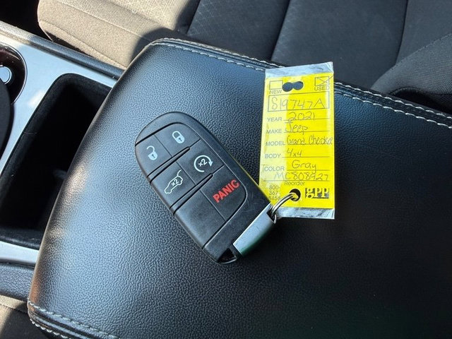 Used 2021 Jeep Grand Cherokee Freedom Edition AWD/4WD image 29
