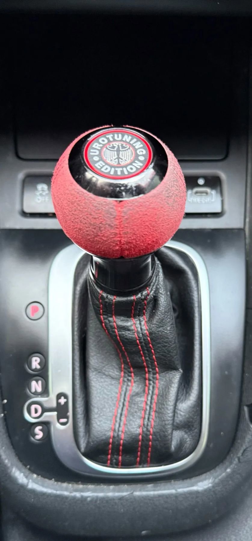 Used 2014 Volkswagen GTI Driver's Edition image 19