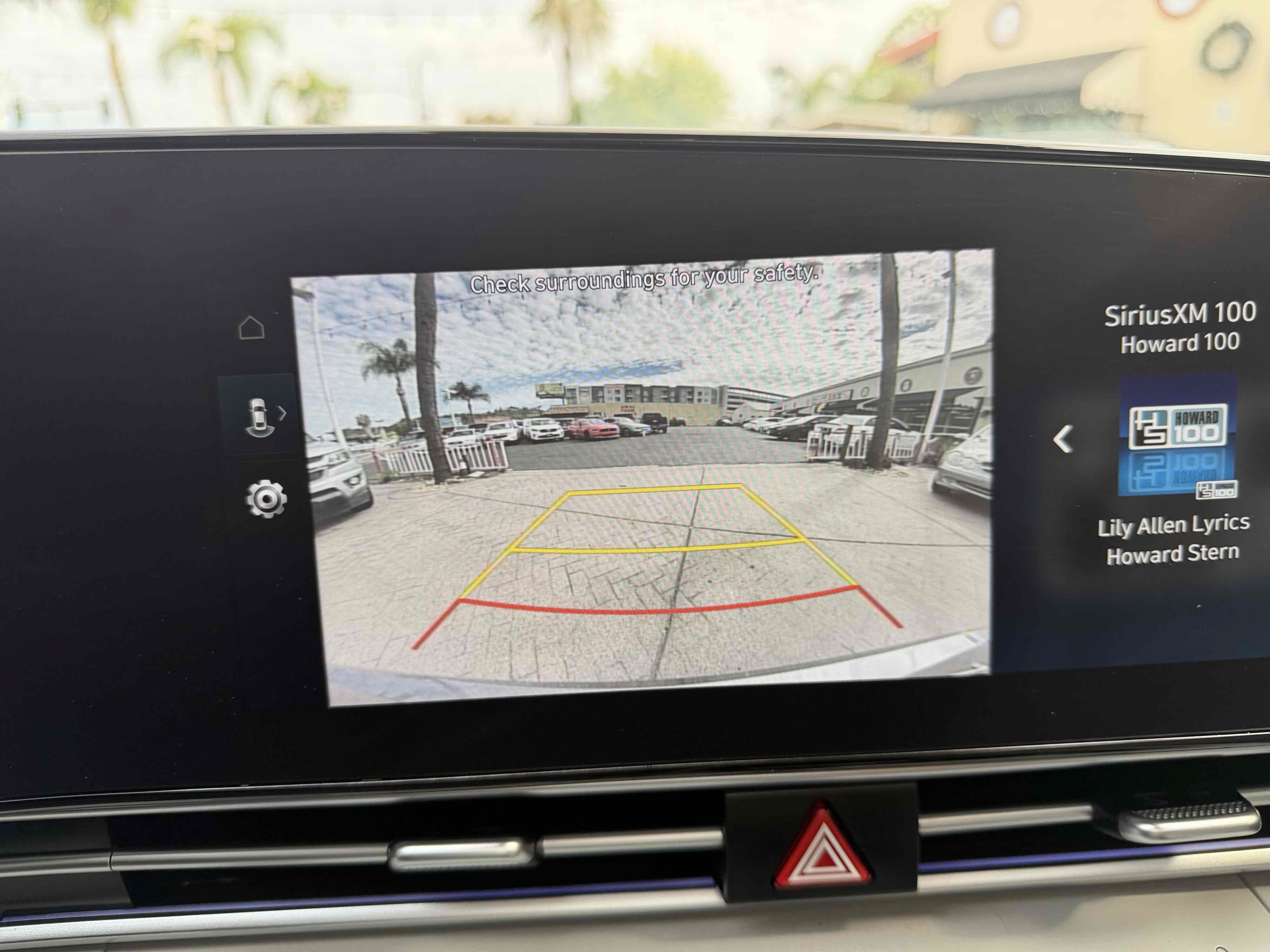 Used 2025 Hyundai Elantra Limited FWD image 29
