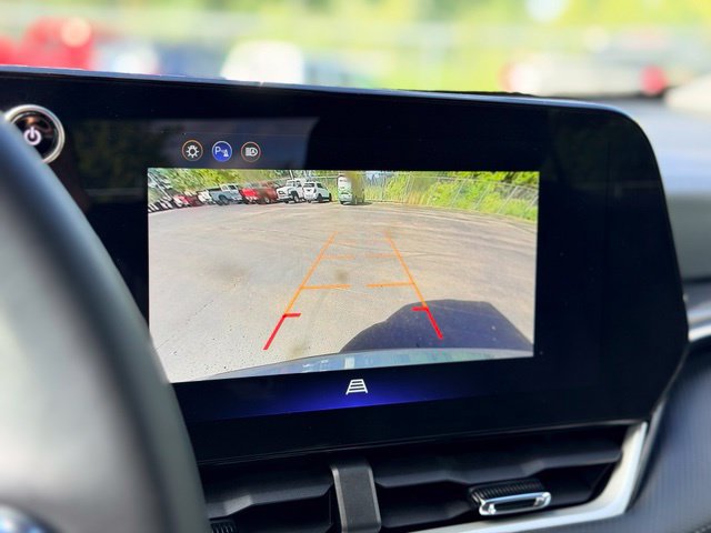 Used 2026 Chevrolet Equinox LT FWD image 15