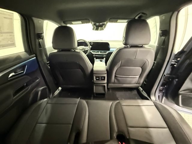 New 2026 Chevrolet Equinox EV LT FWD image 28