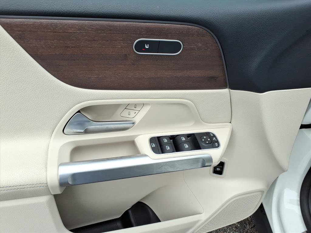 Certified 2022 Mercedes-Benz GLB 250 4MATIC image 14