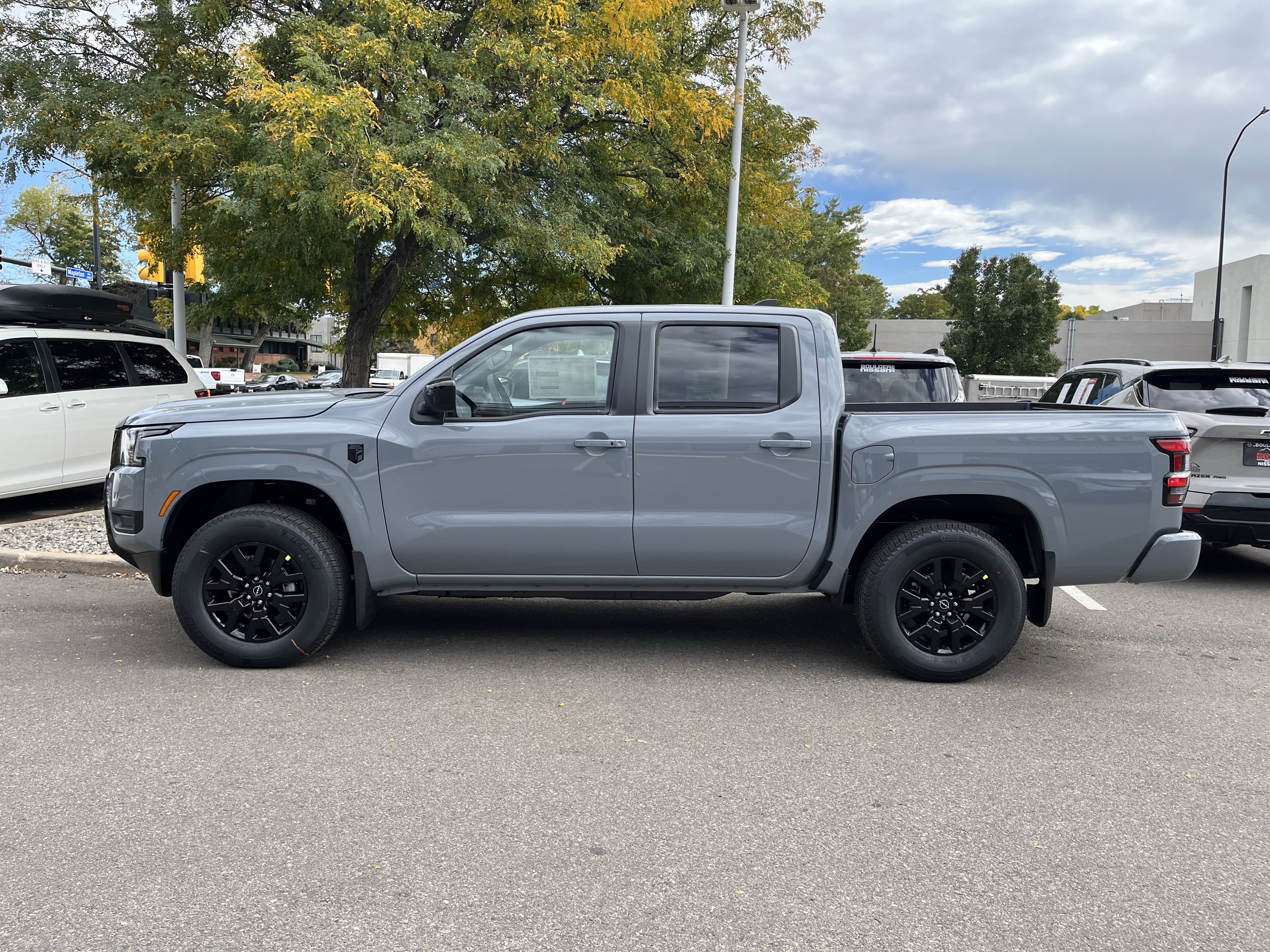 New 2026 Nissan Frontier SV image 5