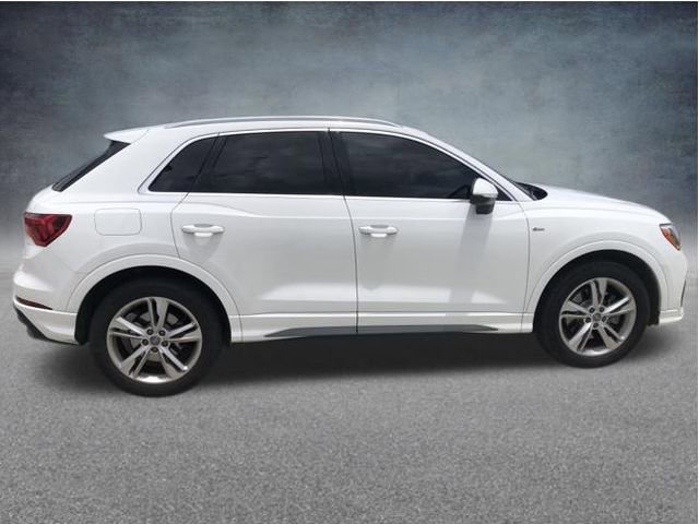 Used 2020 Audi Q3 2.0T Premium w/ Convenience Package AWD/4WD image 15