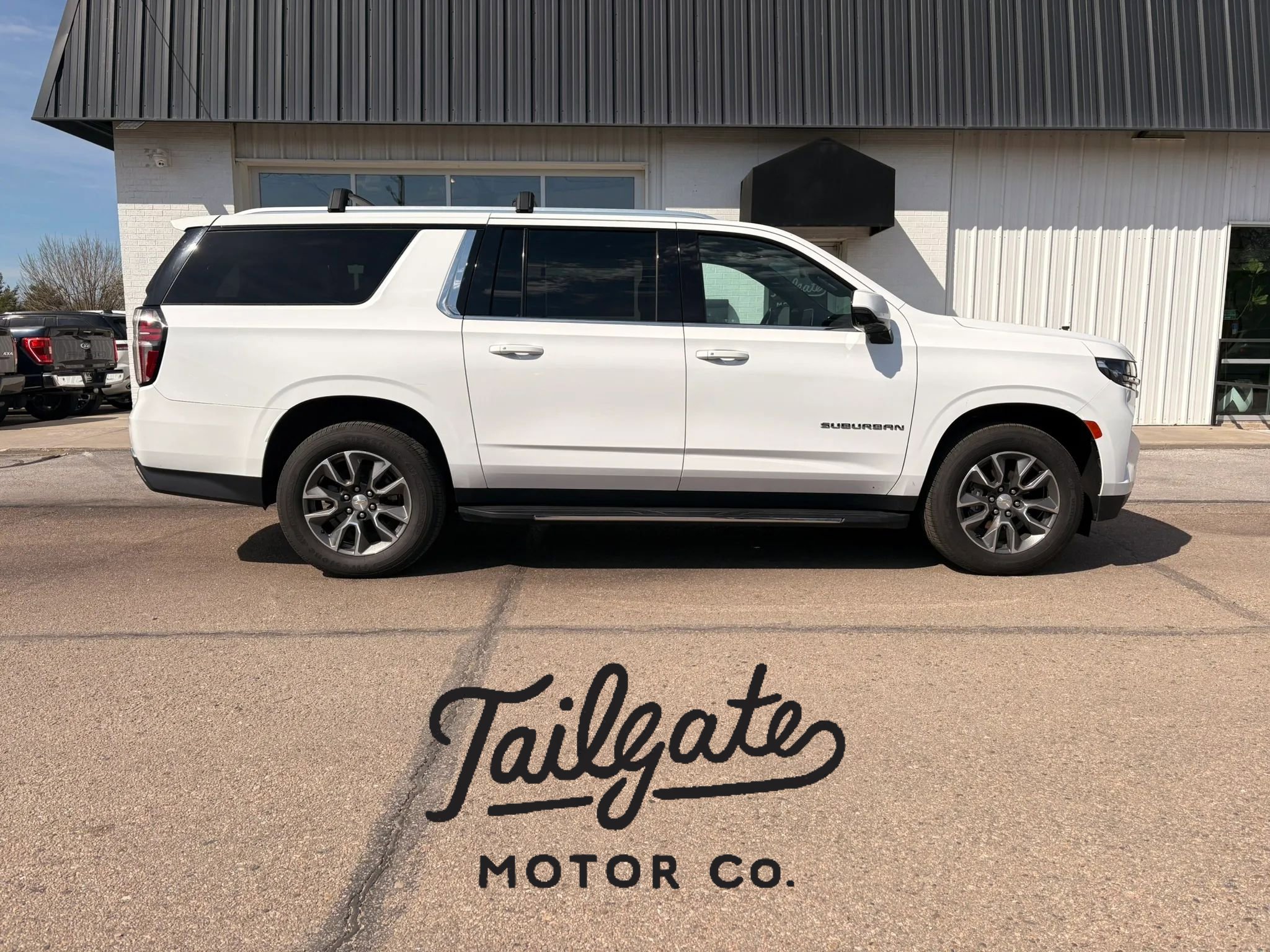 Used 2021 Chevrolet Suburban LT w/ LT Signature Package