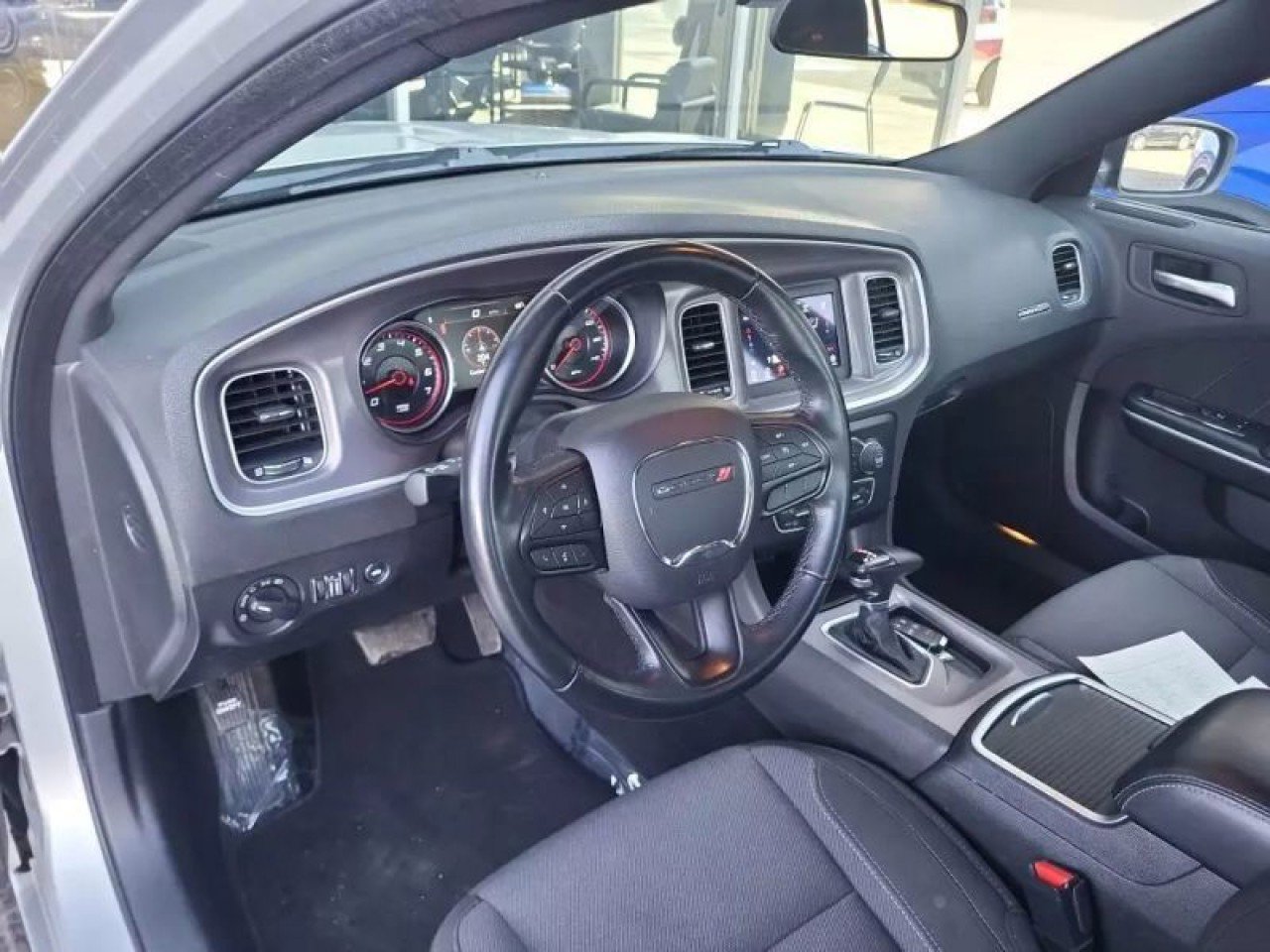 Used 2022 Dodge Charger SXT image 24