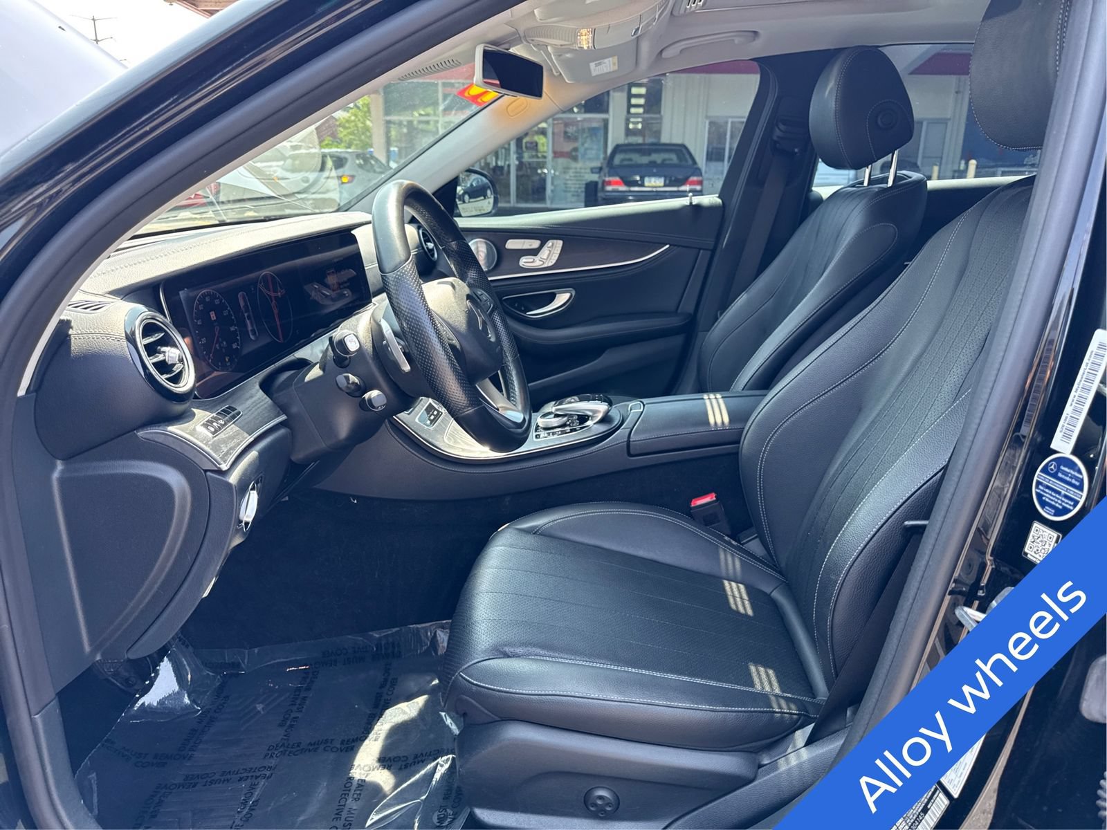 Used 2018 Mercedes-Benz E 300 4MATIC image 9