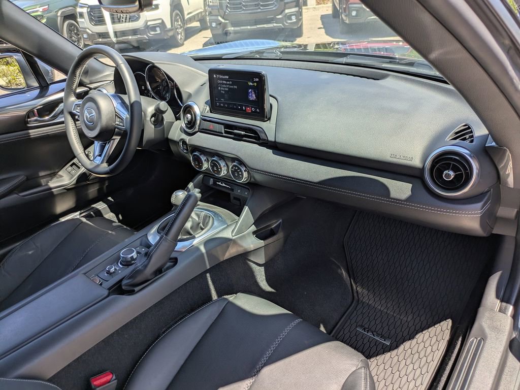 Used 2023 MAZDA MX-5 Miata Grand Touring w/ Weather Package image 11