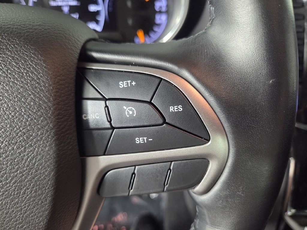 Used 2021 Jeep Grand Cherokee Limited w/ Luxury Group II RWD image 29