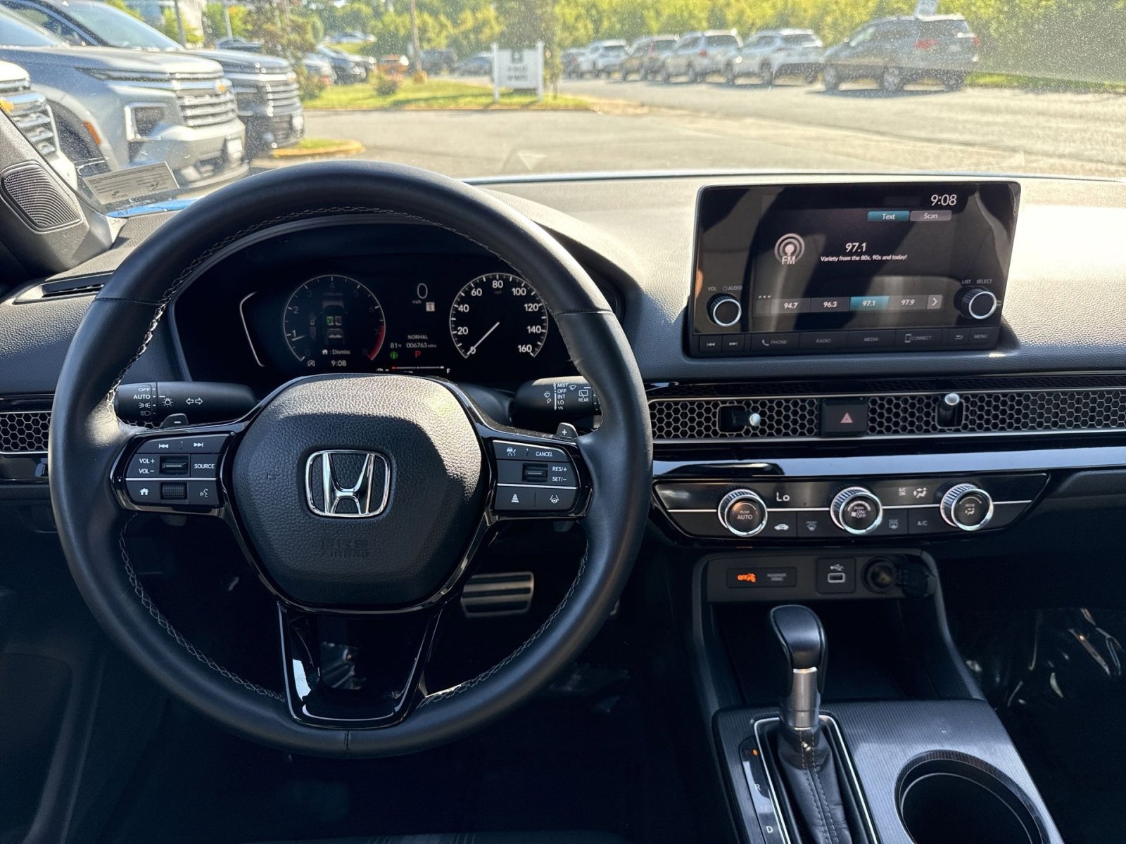 Used 2023 Honda Civic Sport image 16