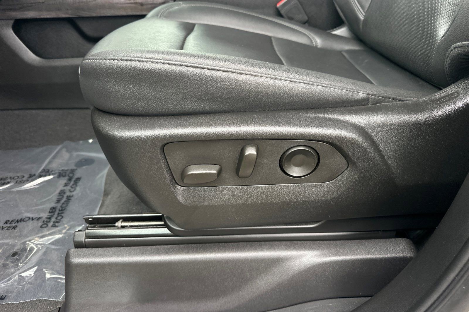 Used 2025 Chevrolet Silverado 2500 LTZ w/ Trail Boss Package image 13