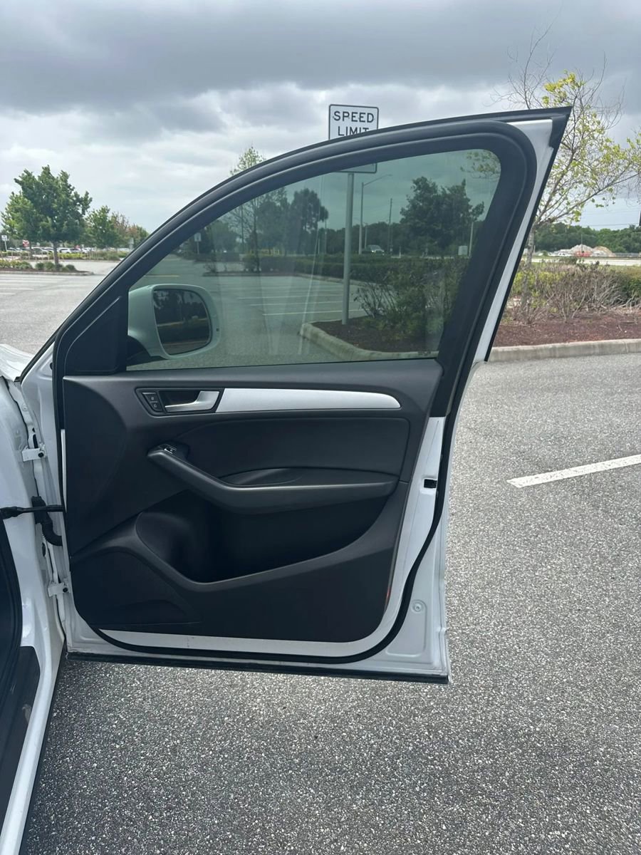 Used 2017 Audi Q5 2.0T Premium image 13