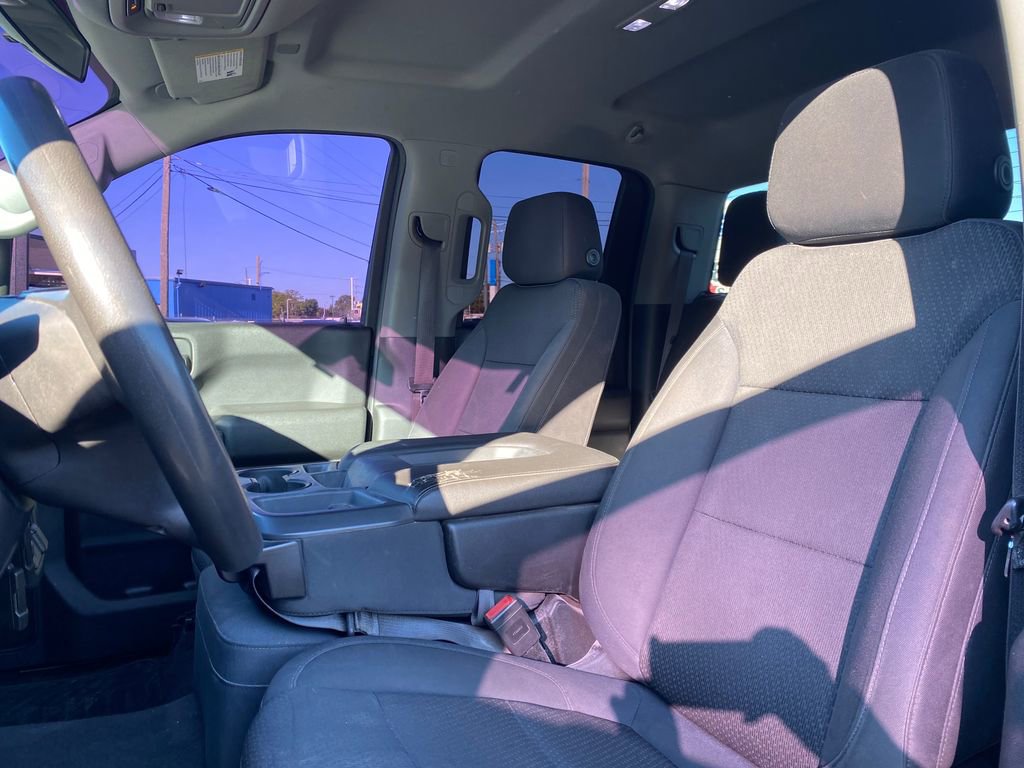Used 2019 Chevrolet Silverado 1500 Custom Trail Boss w/ Custom Convenience Package AWD/4WD image 10