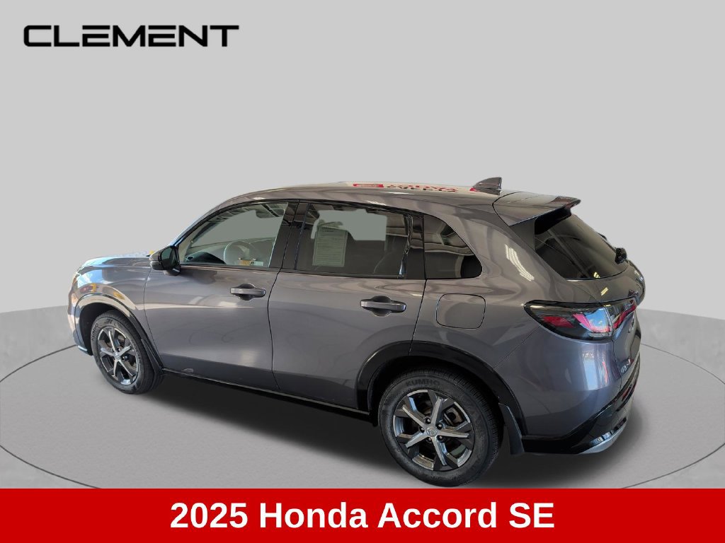 Used 2025 Honda Accord SE image 3