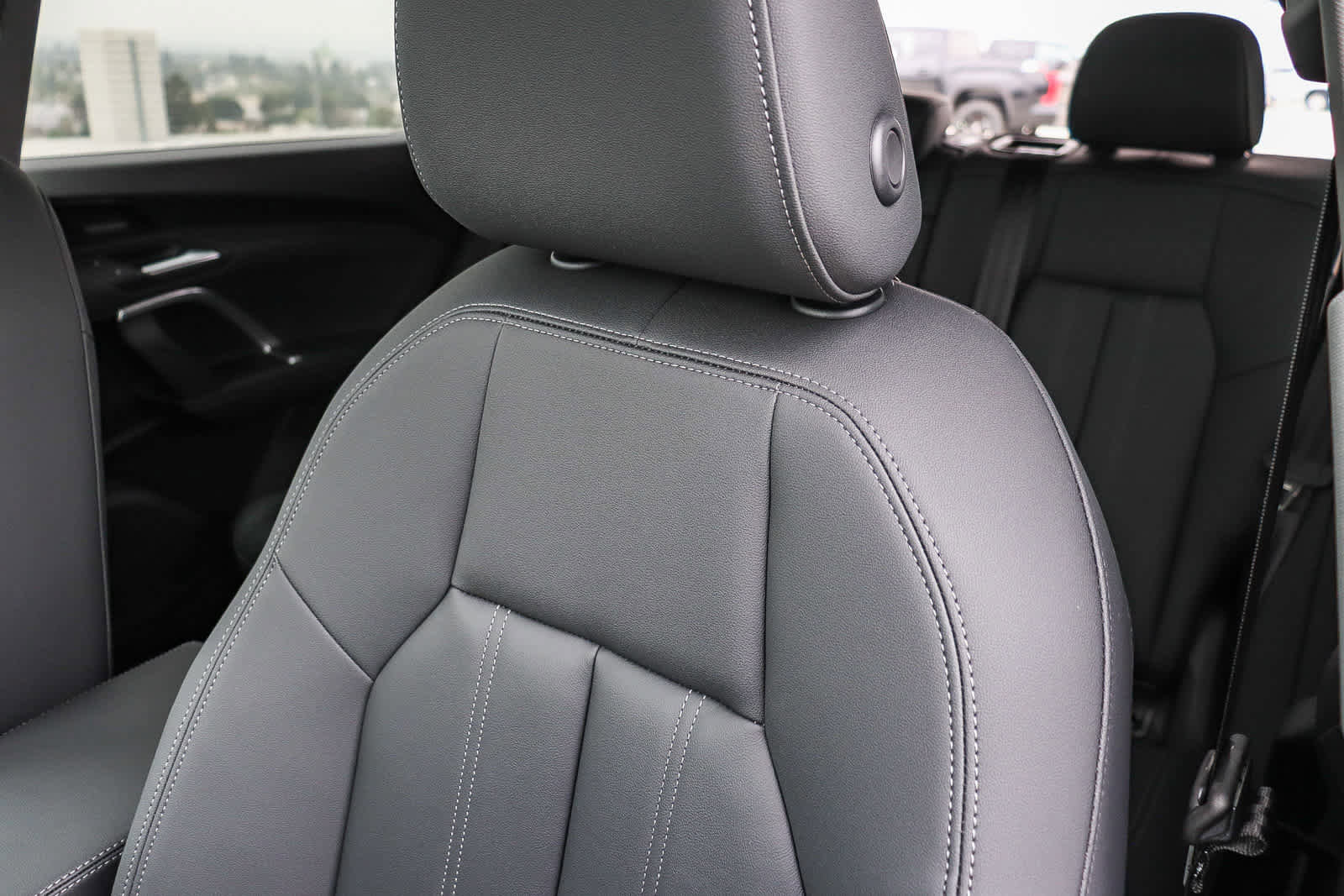 New 2025 Audi Q5 Premium Plus image 35