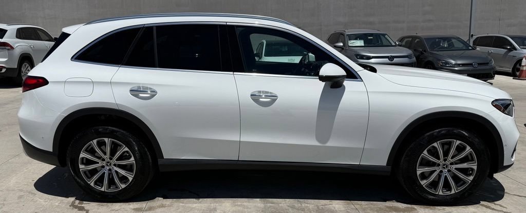 Used 2026 Mercedes-Benz GLC 300 4MATIC image 5
