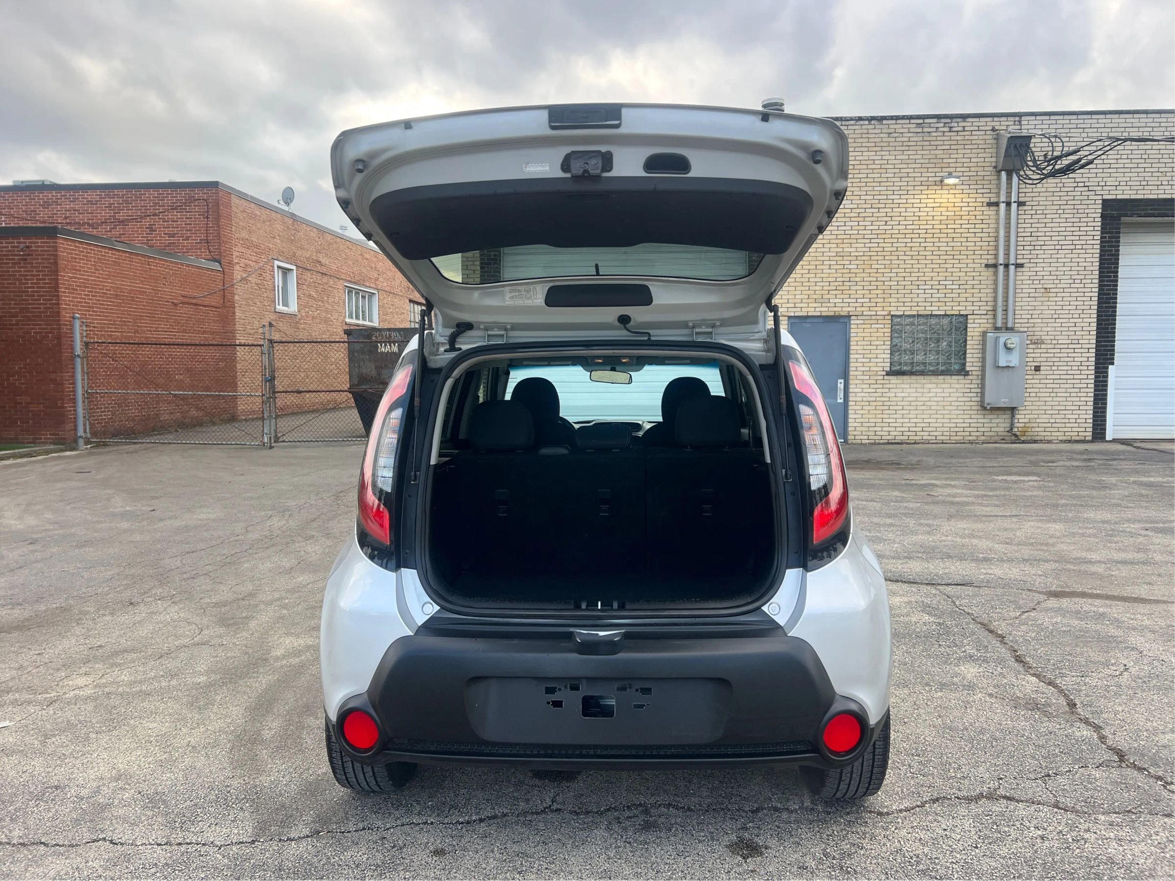 Used 2015 Kia Soul + FWD image 15