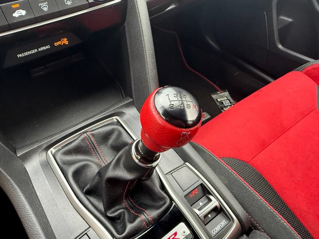 Used 2018 Honda Civic Type R image 11