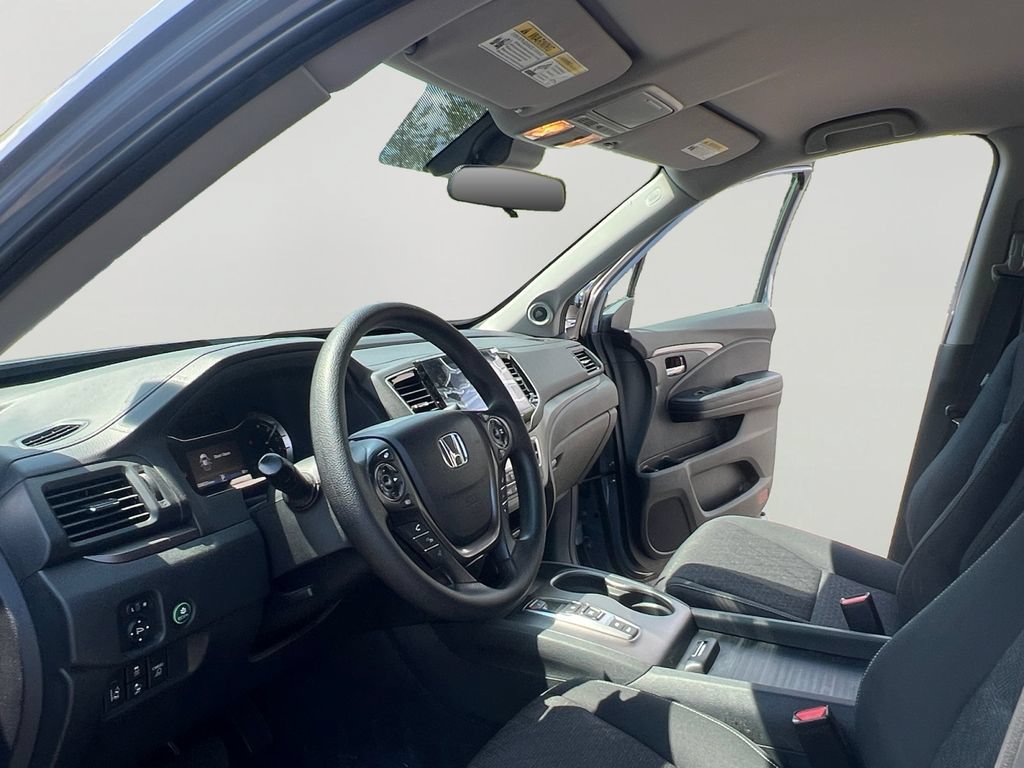 Certified 2023 Honda Ridgeline Sport image 9