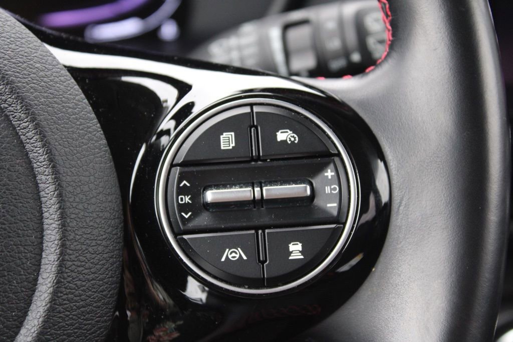 Used 2023 Kia Soul GT-Line w/ GT-Line Technology Package image 31