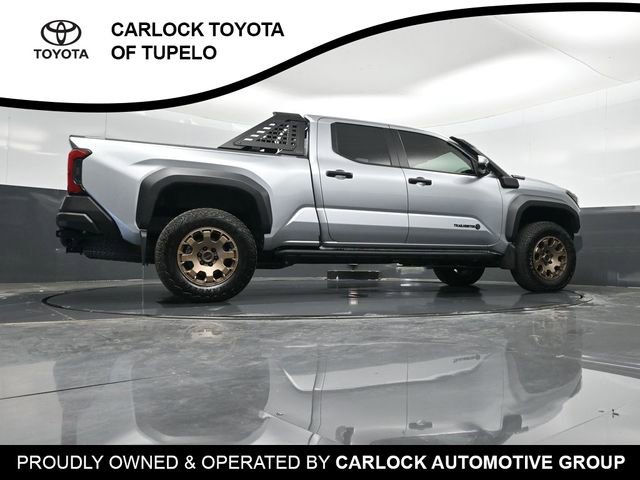 Used 2025 Toyota Tacoma Trailhunter image 50