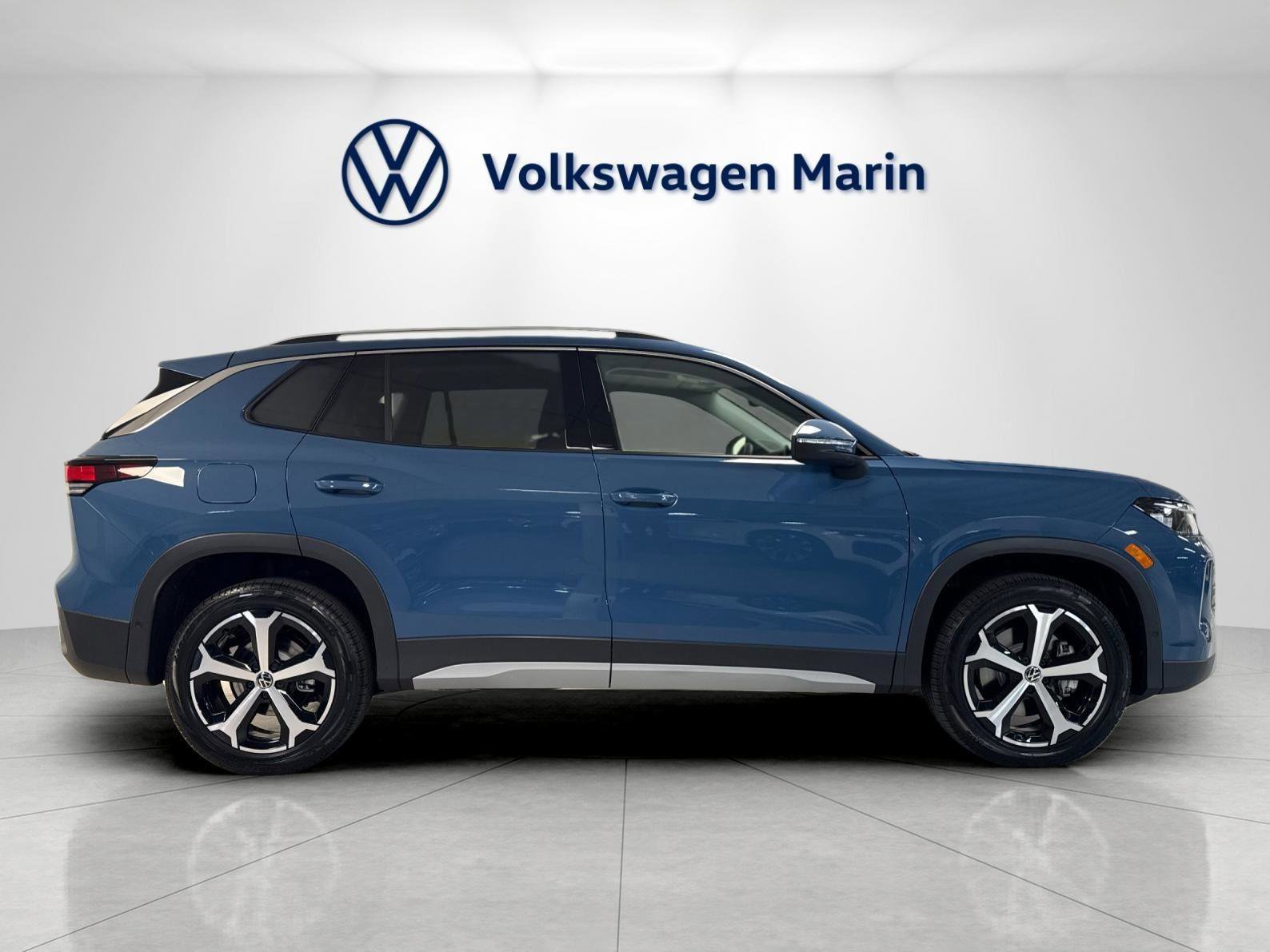 New 2026 Volkswagen Tiguan SE AWD/4WD image 6