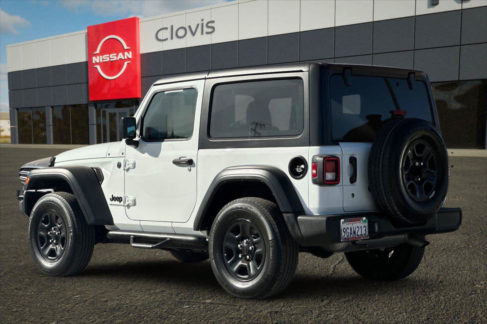 Used 2023 Jeep Wrangler Sport AWD/4WD image 6