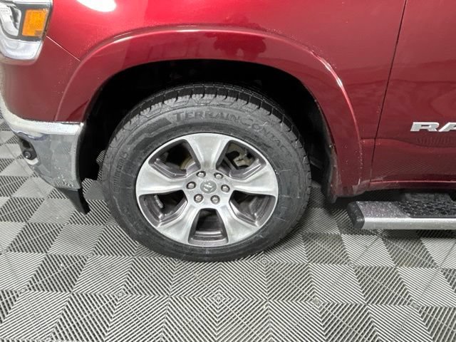 Used 2019 RAM 1500 Laramie AWD/4WD image 10