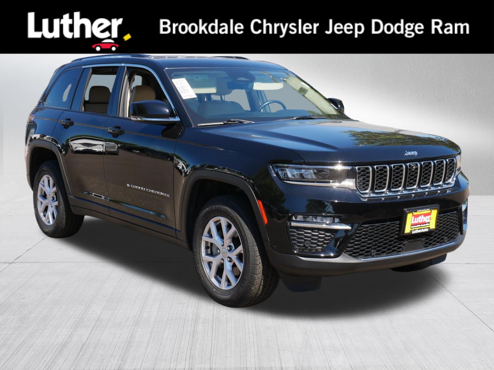 Used 2022 Jeep Grand Cherokee Limited w/ Luxury Tech Group II